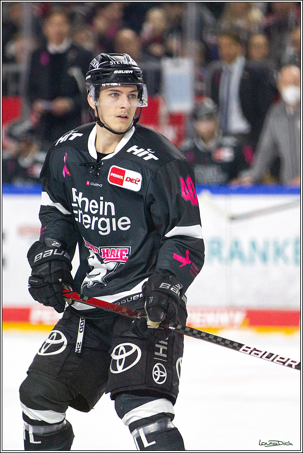 PENNY DEL;  Koelner Haie - Schwenninger Wild Wings; Koeln, 08.10.2021